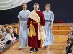 49073914911368341249112014162116277466277093n